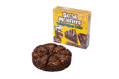 Stud Muffins Celebration Cake Horse Treats